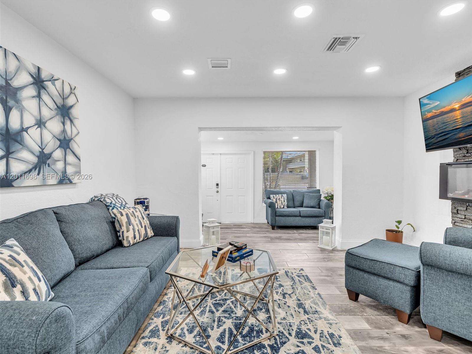 100 8th Ave, Hallandale Beach, FL 33009 | Picture 16