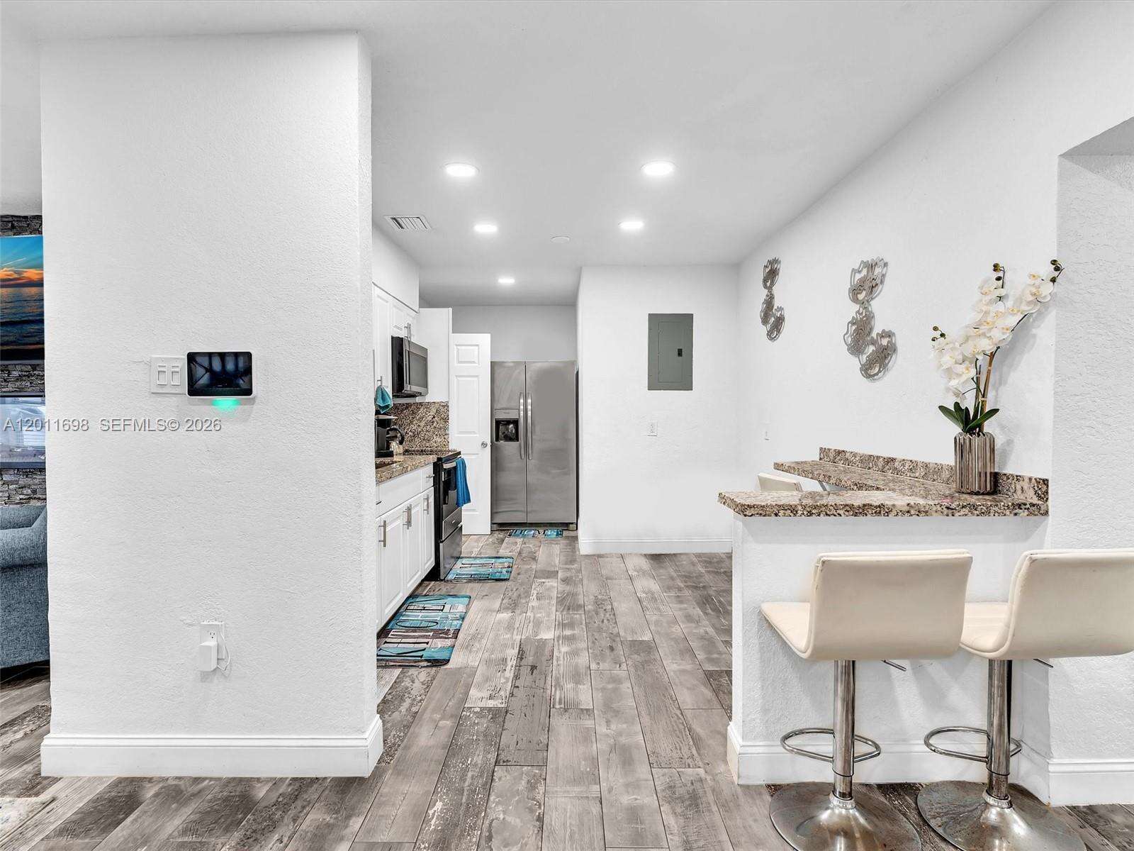 100 8th Ave, Hallandale Beach, FL 33009 | Picture 19