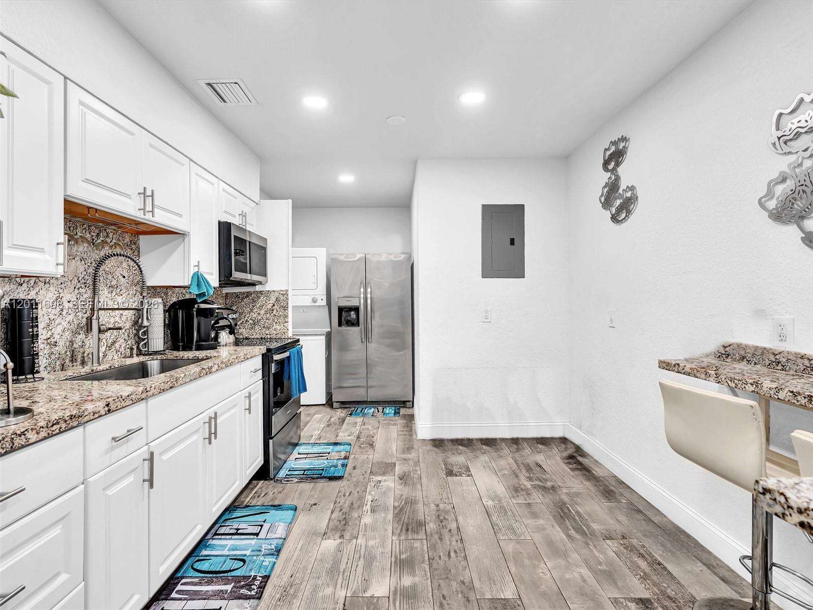 100 8th Ave, Hallandale Beach, FL 33009 | Picture 21