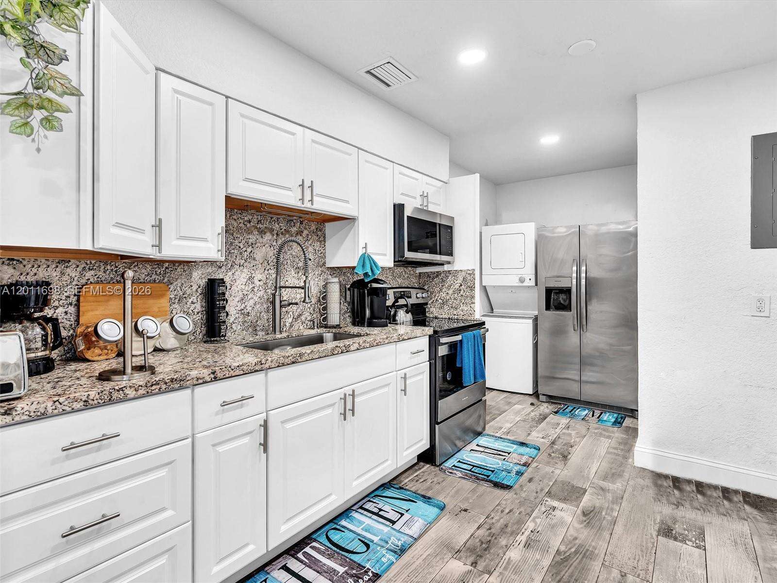 100 8th Ave, Hallandale Beach, FL 33009 | Picture 22