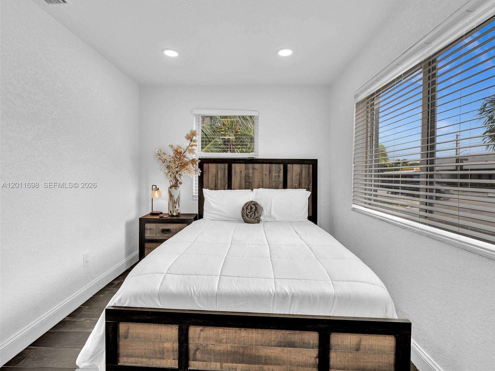 100 8th Ave, Hallandale Beach, FL 33009 | Picture 40