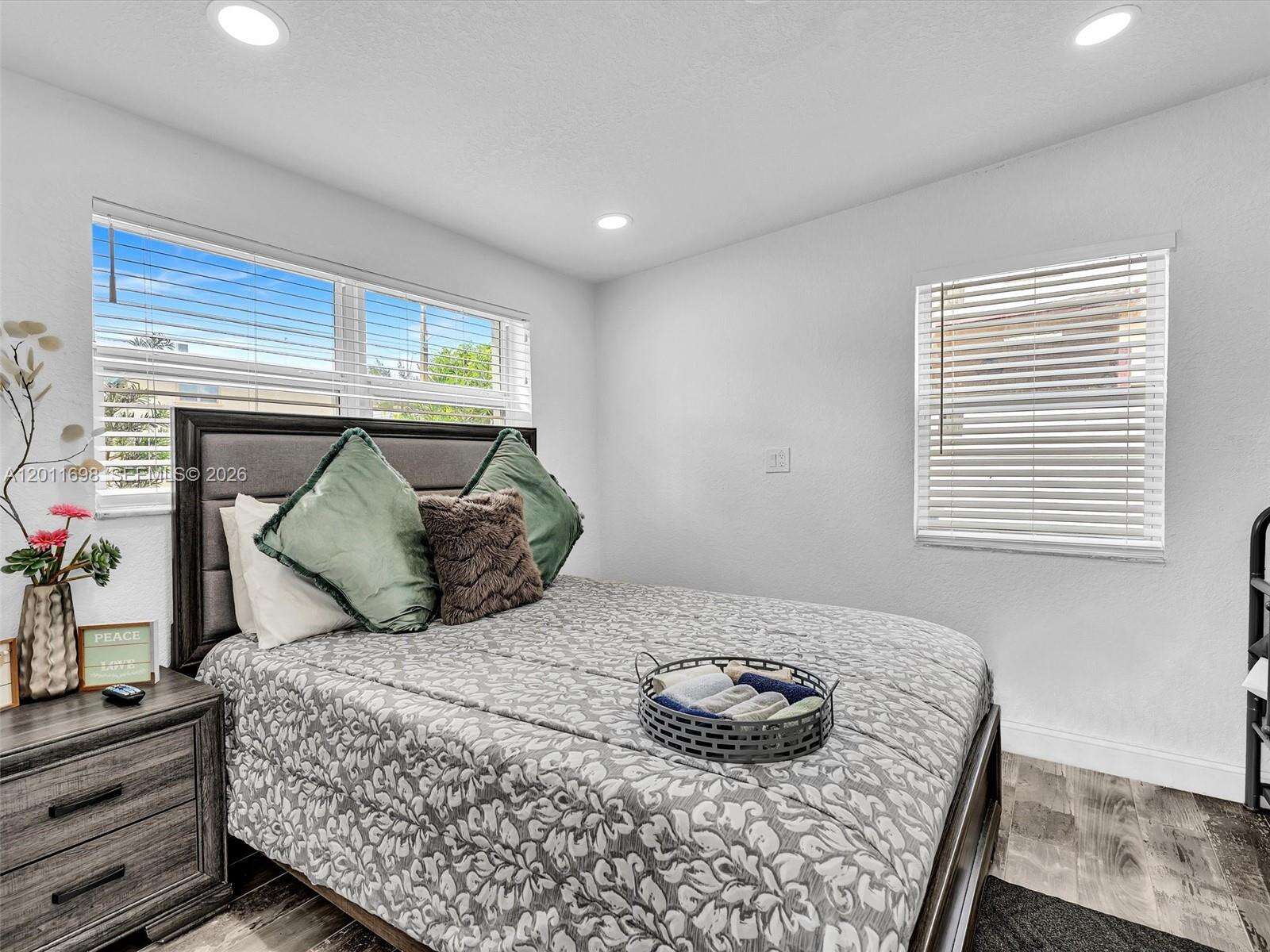 100 8th Ave, Hallandale Beach, FL 33009 | Picture 6