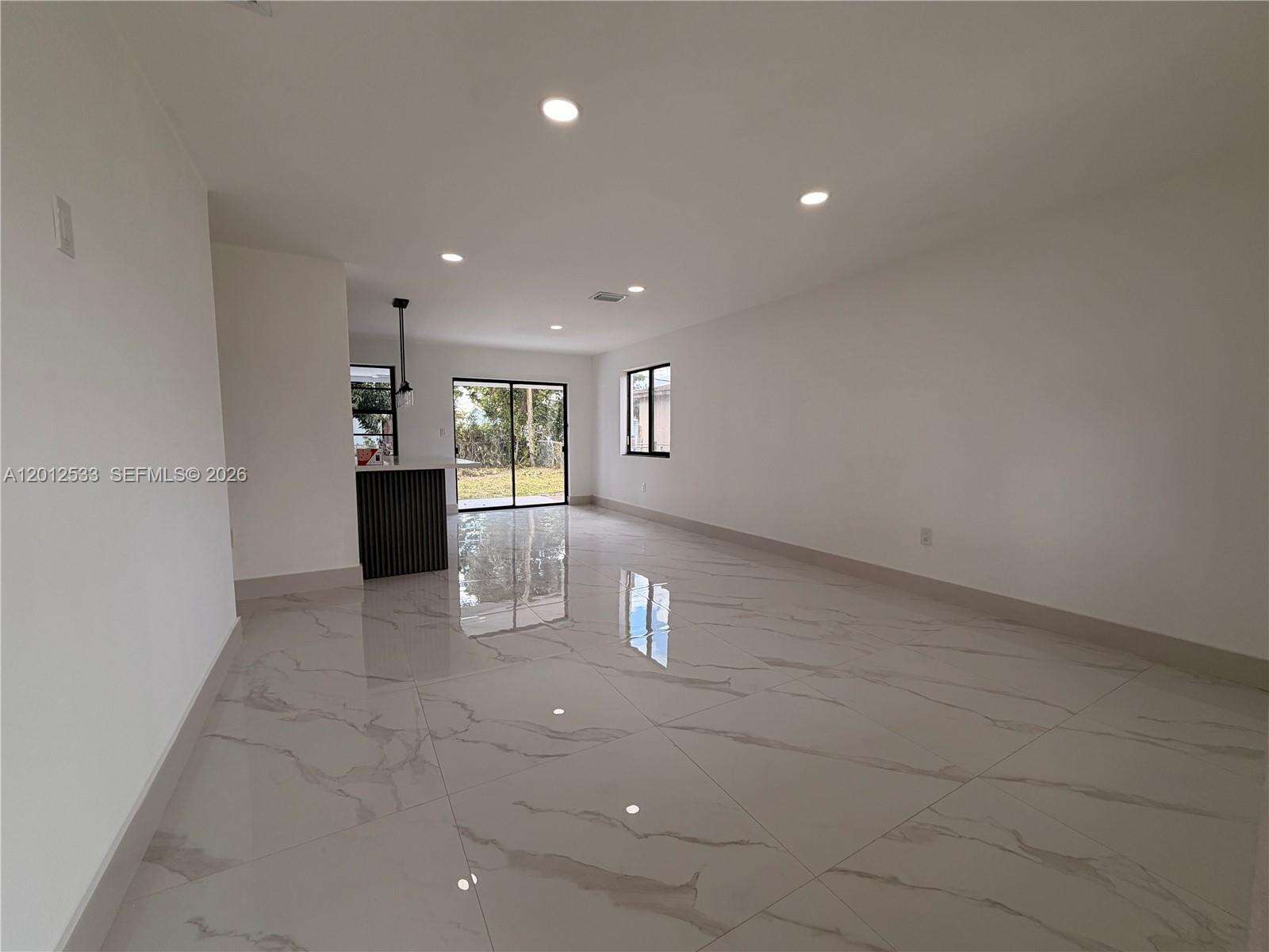 7600 Venetian St, Miramar, FL 33023 - For Sale photo 6
