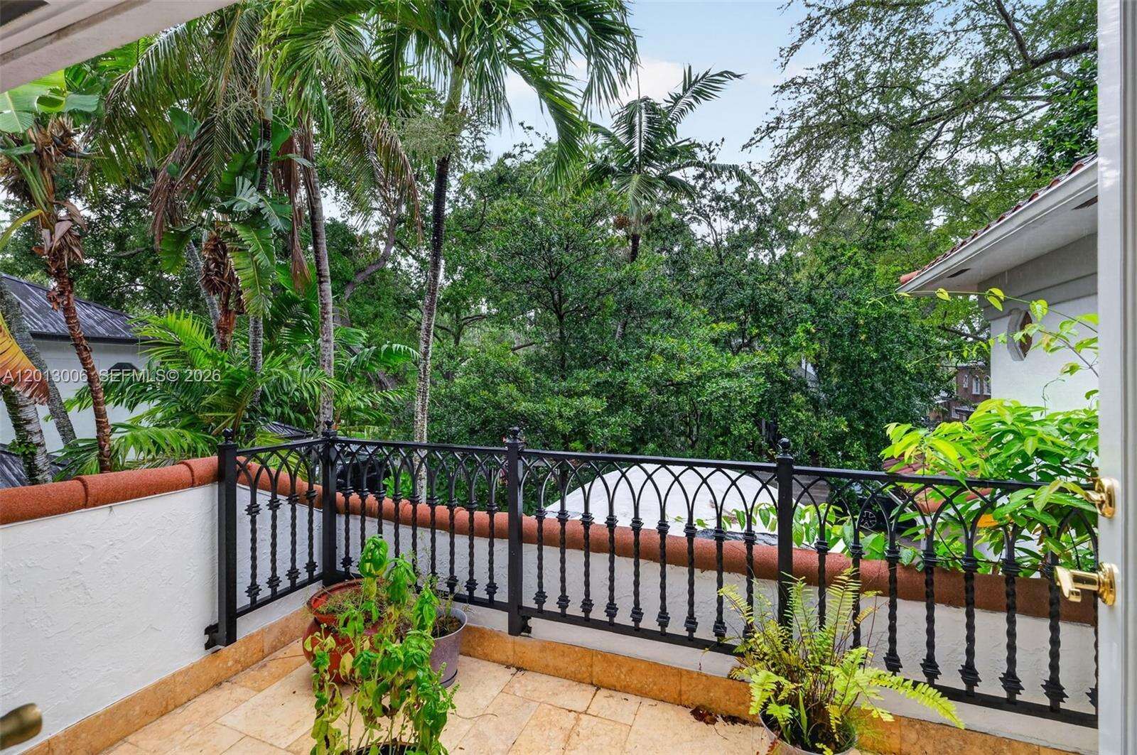 1818 Espanola Dr, Miami, FL 33133 - For Sale photo 42