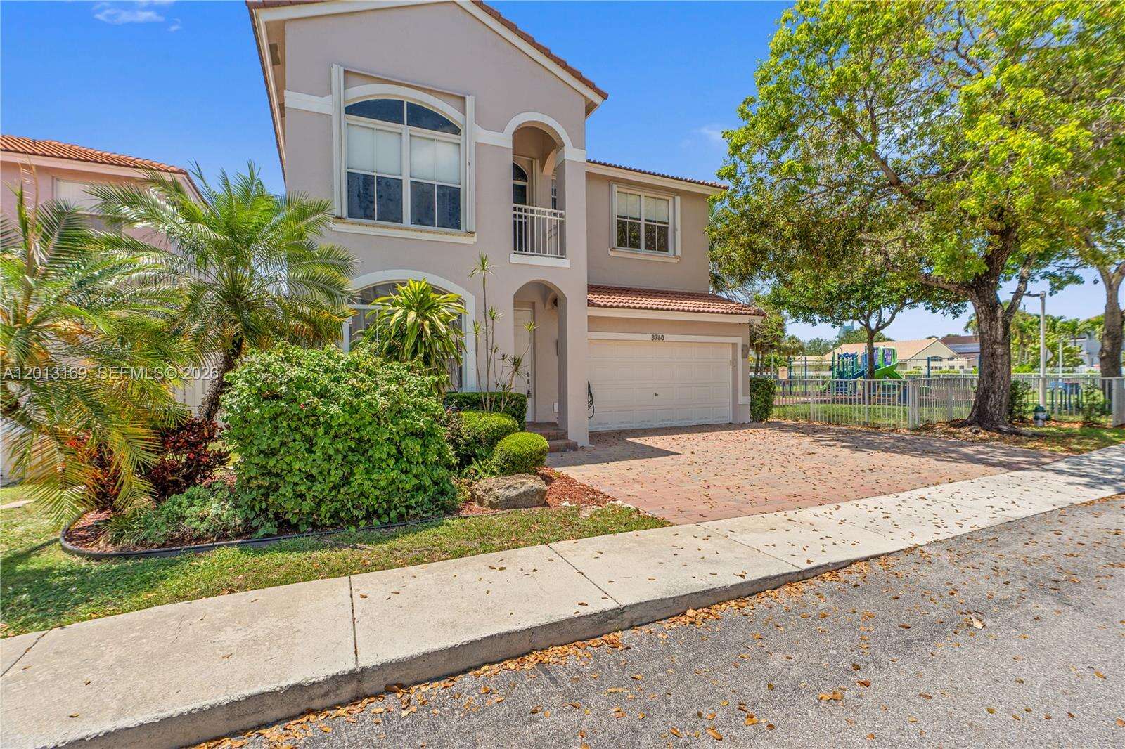 3760 51st St, Hollywood, FL 33312 - For Sale photo 3