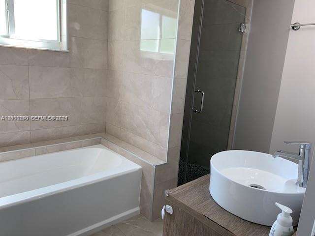 220 187th St, Sunny Isles Beach, FL 33160 | Picture 20