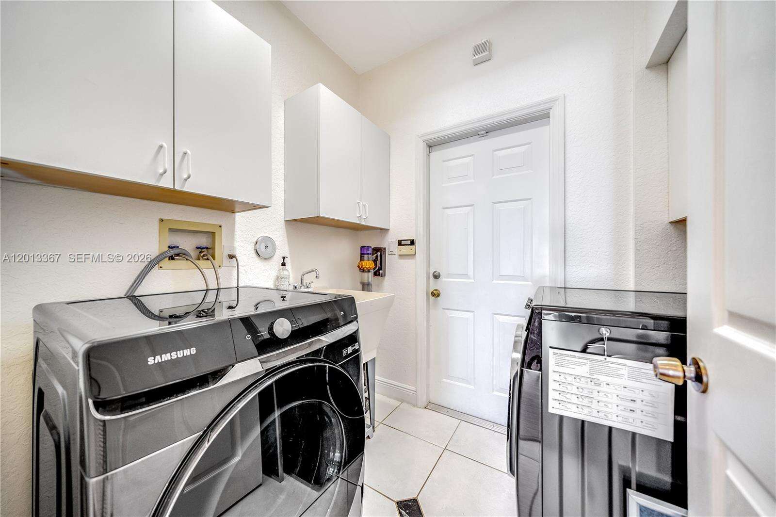 1241 13th Ave, Hollywood, FL 33019 | Picture 34