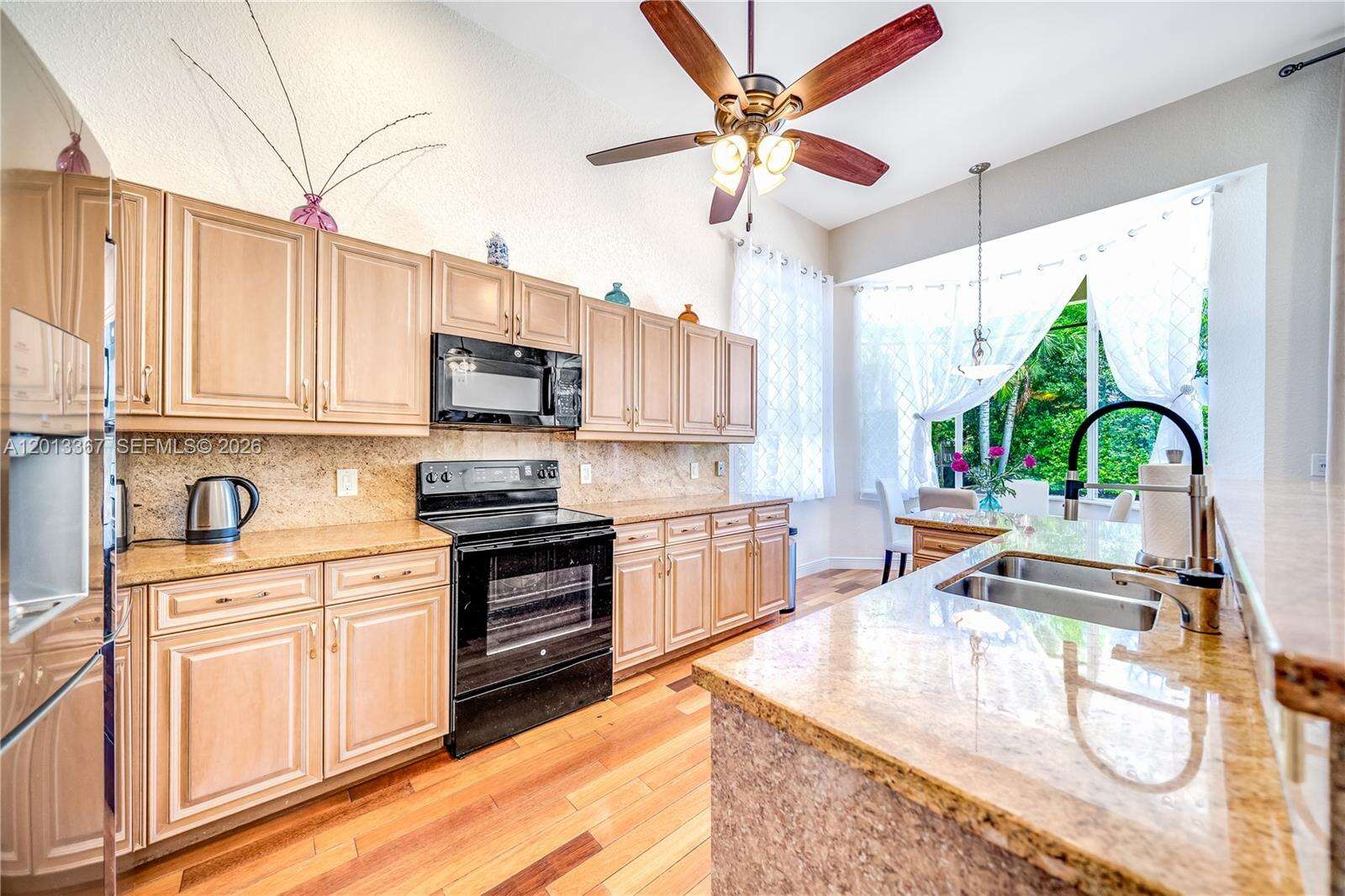 1241 13th Ave, Hollywood, FL 33019 | Picture 9