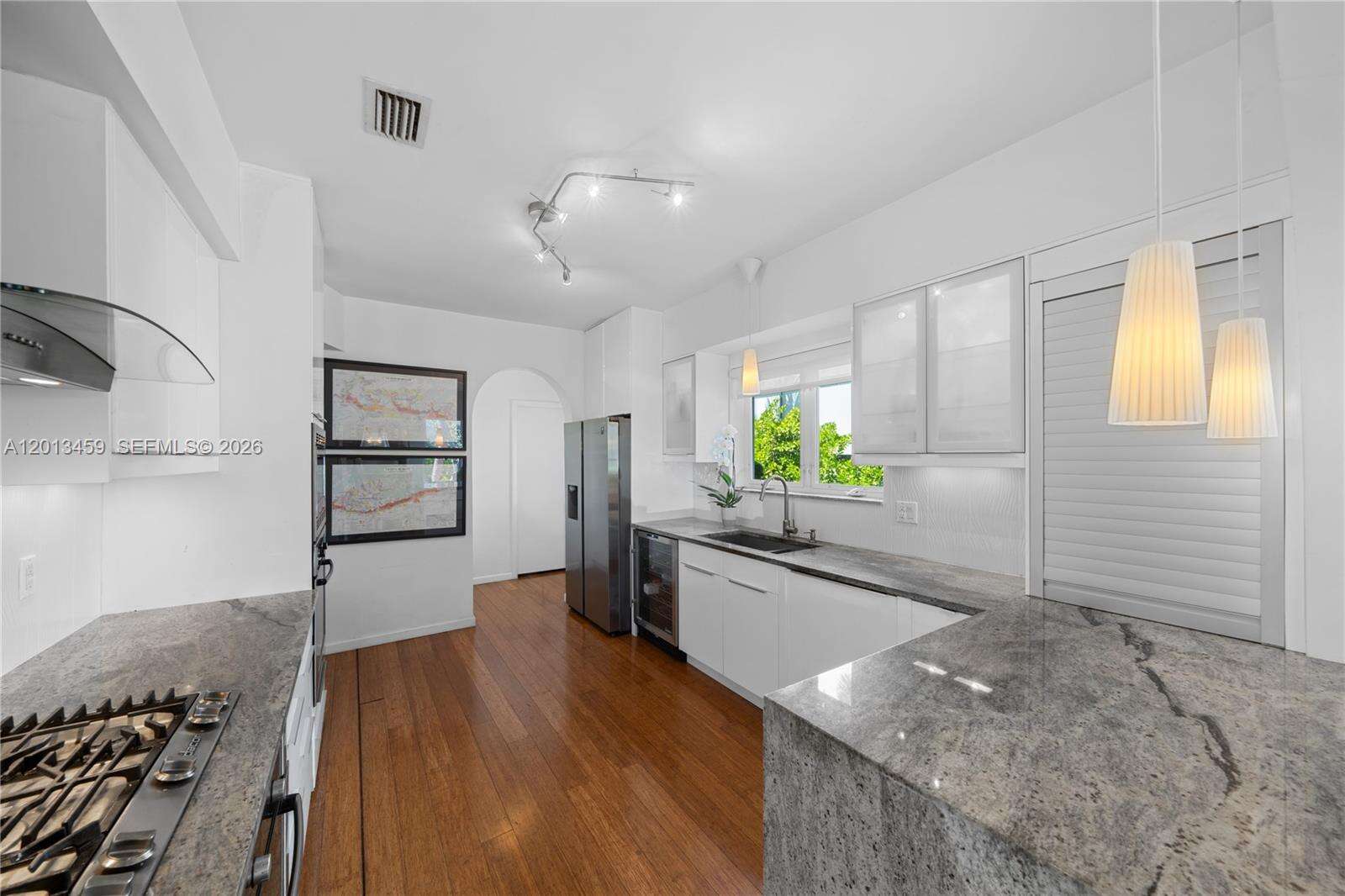 1281 Venetian Way, Miami, FL 33139 | Picture 23