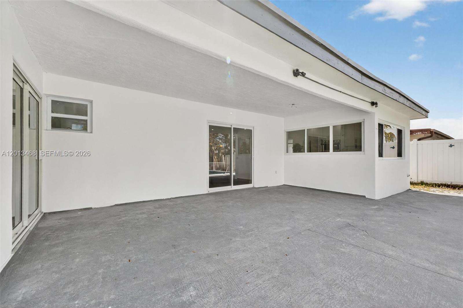 6621 Ficus Dr, Miramar, FL 33023 - For Sale photo 9
