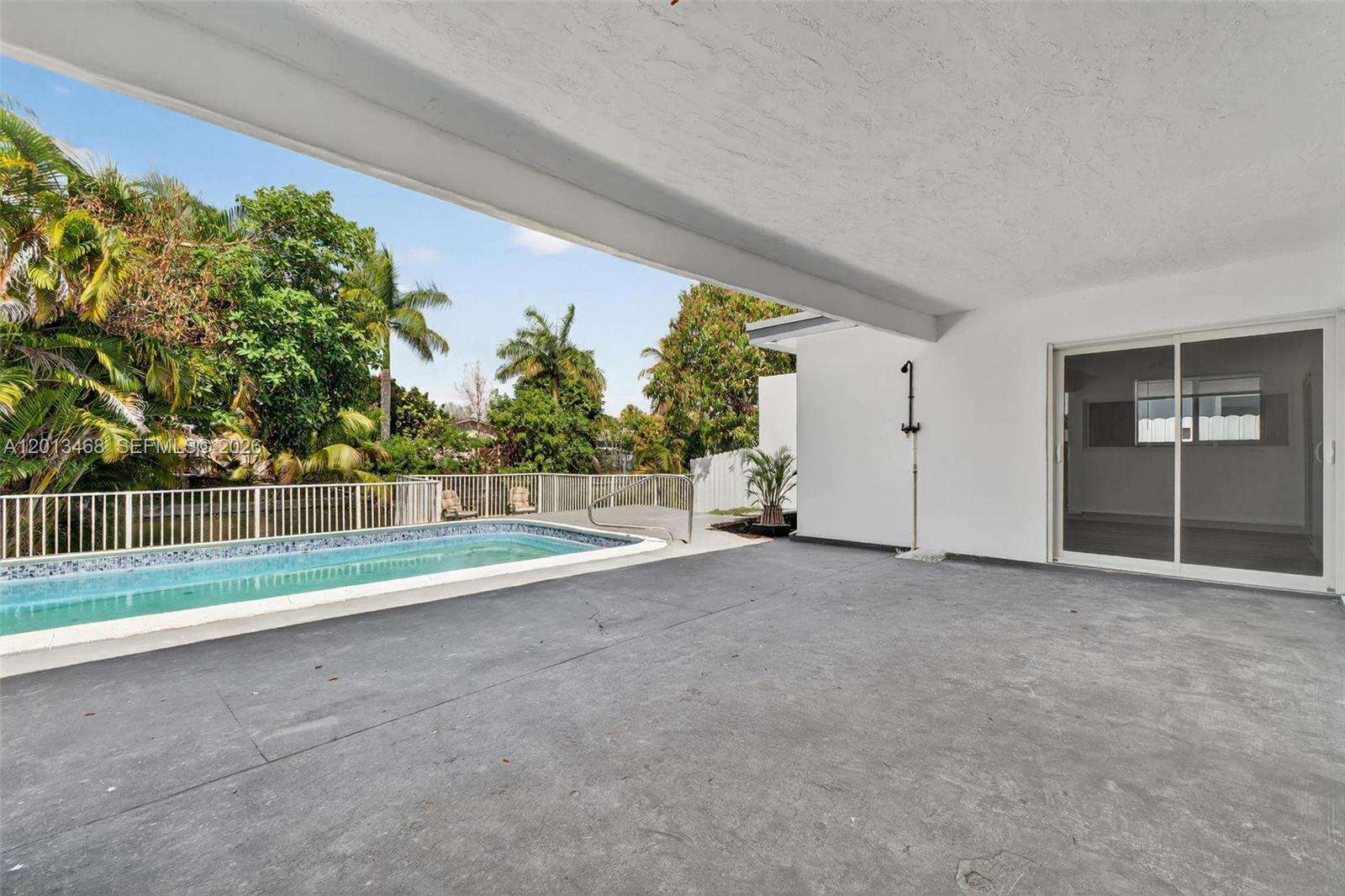 6621 Ficus Dr, Miramar, FL 33023 - For Sale photo 10