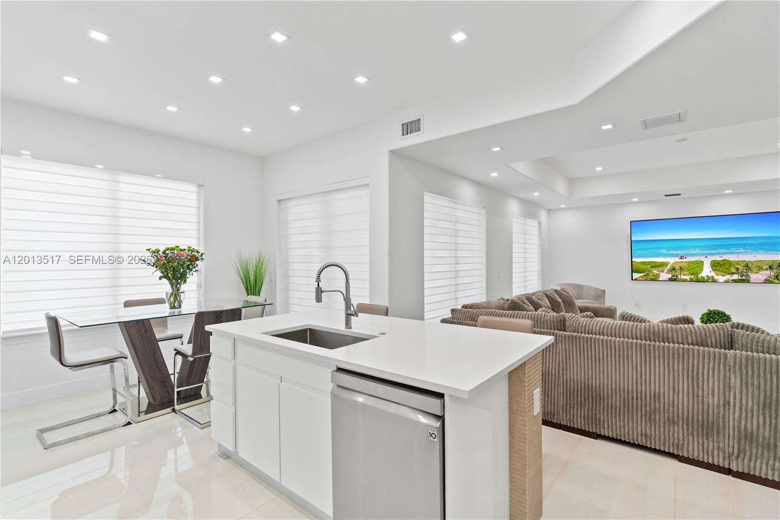 3188 211th Ter, Aventura, FL 33180 | Picture 59