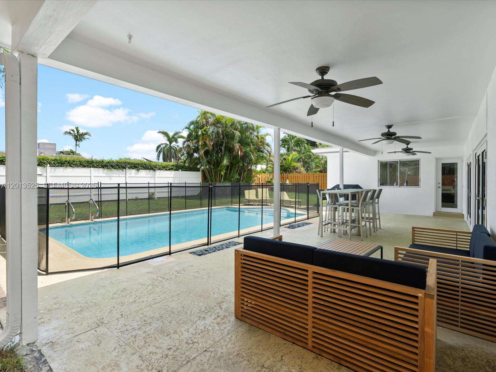 3721 55th Ave, Hollywood, FL 33021 - For Sale photo 2