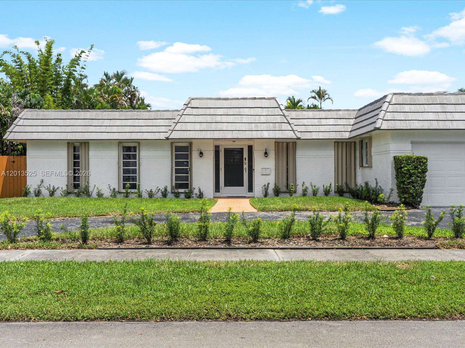 3721 55th Ave, Hollywood, FL 33021 - For Sale photo 3