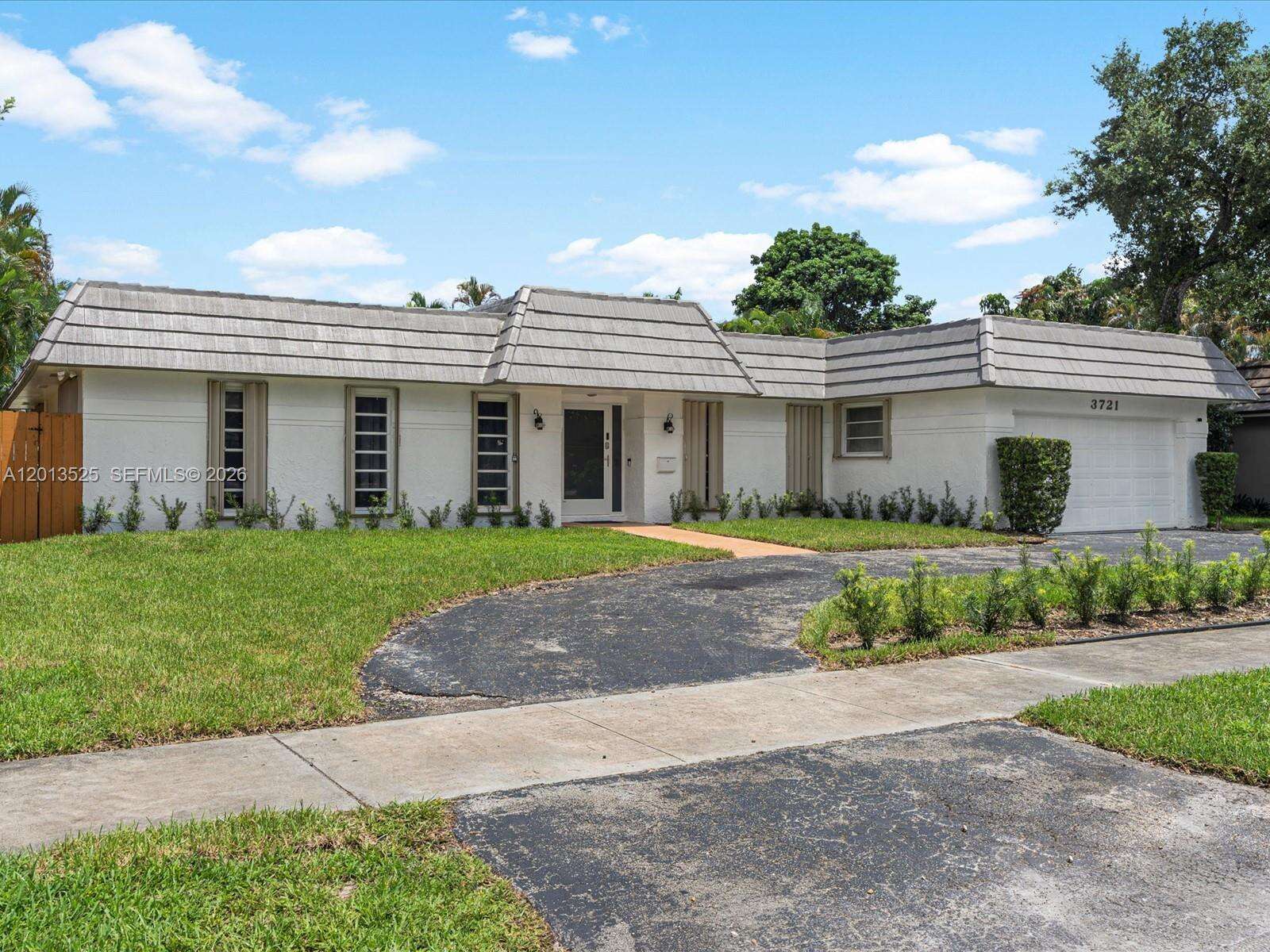 3721 55th Ave, Hollywood, FL 33021 - For Sale photo 4
