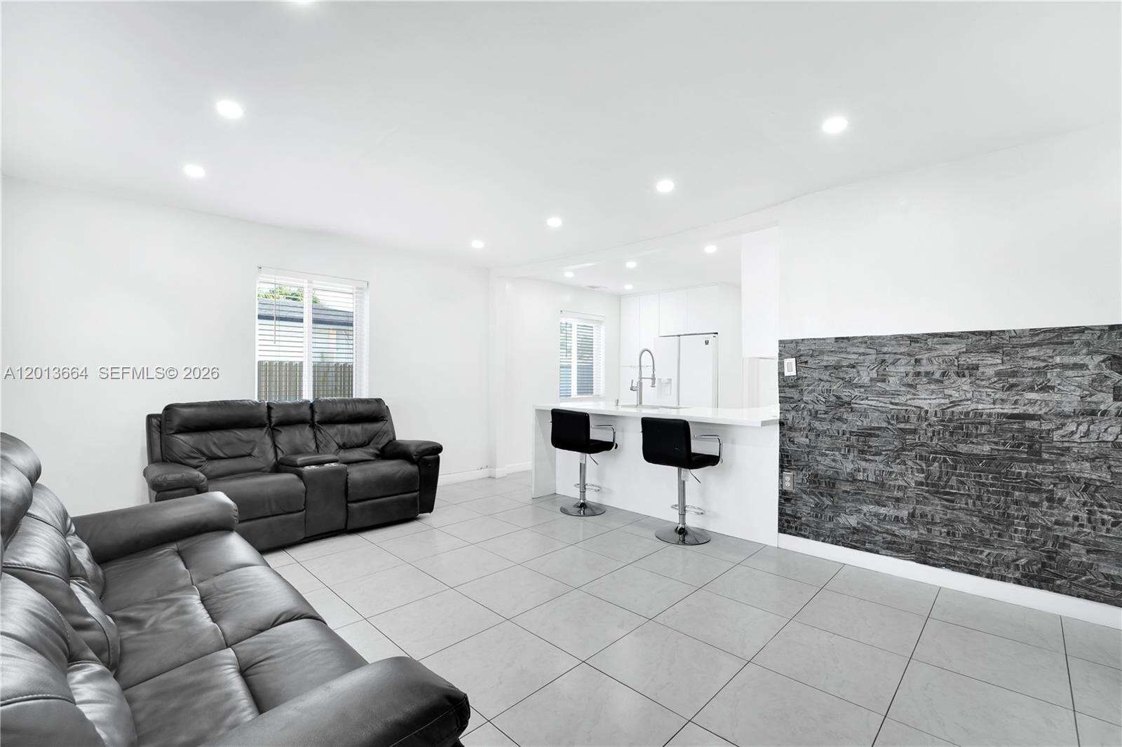 9425 36th Ave, Miami, FL 33147 - For Sale photo 4