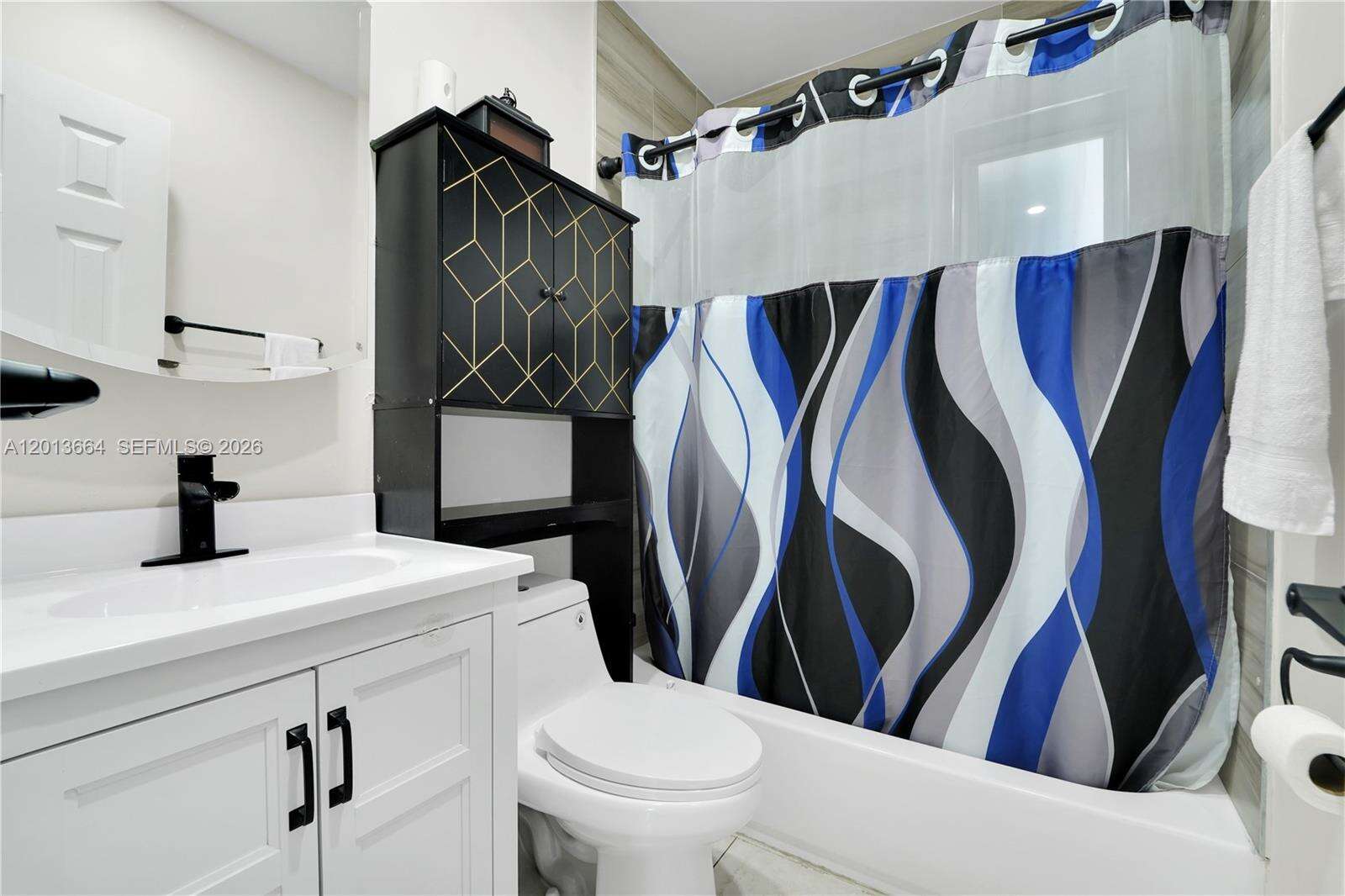 9425 36th Ave, Miami, FL 33147 - For Sale photo 8