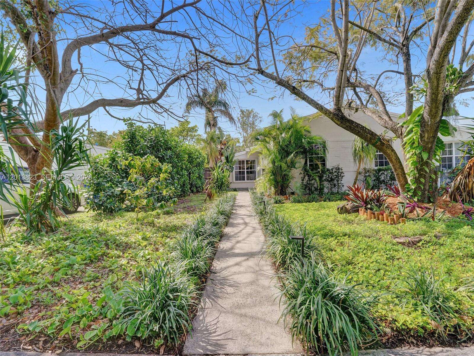 918 4th Court, Hallandale Beach, FL 33009 | Picture 1