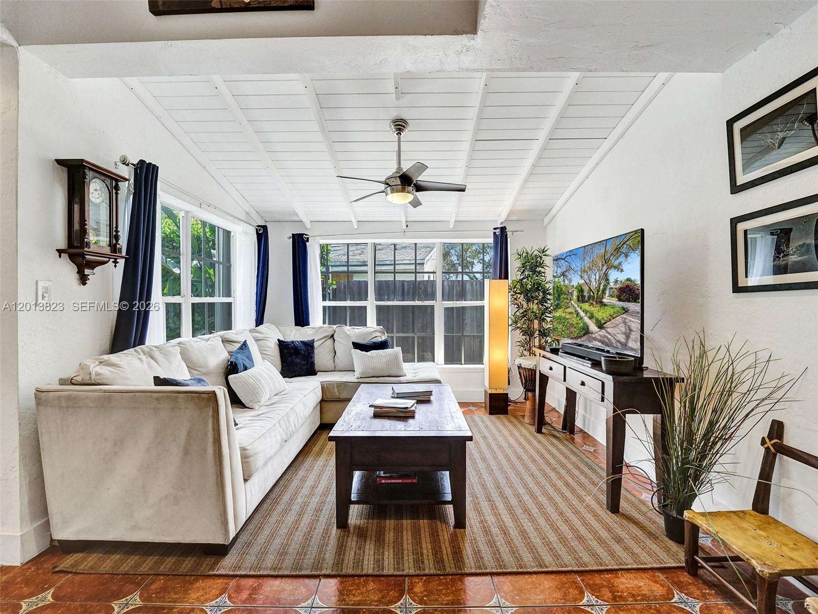 918 4th Court, Hallandale Beach, FL 33009 | Picture 3