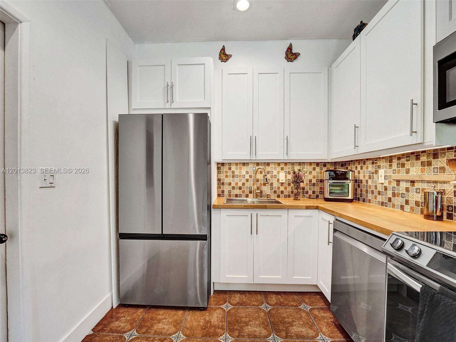 918 4th Court, Hallandale Beach, FL 33009 | Picture 24
