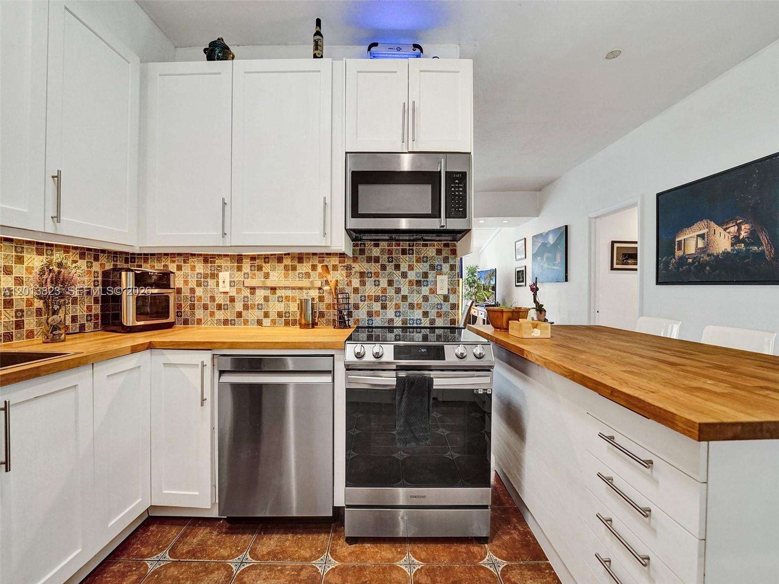918 4th Court, Hallandale Beach, FL 33009 | Picture 6