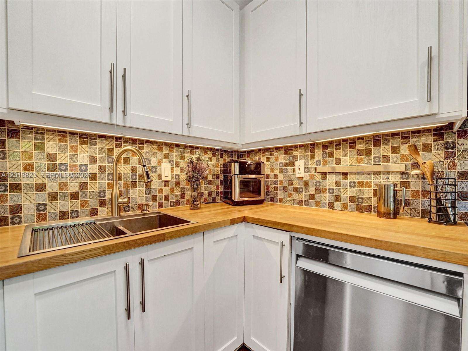918 4th Court, Hallandale Beach, FL 33009 | Picture 8