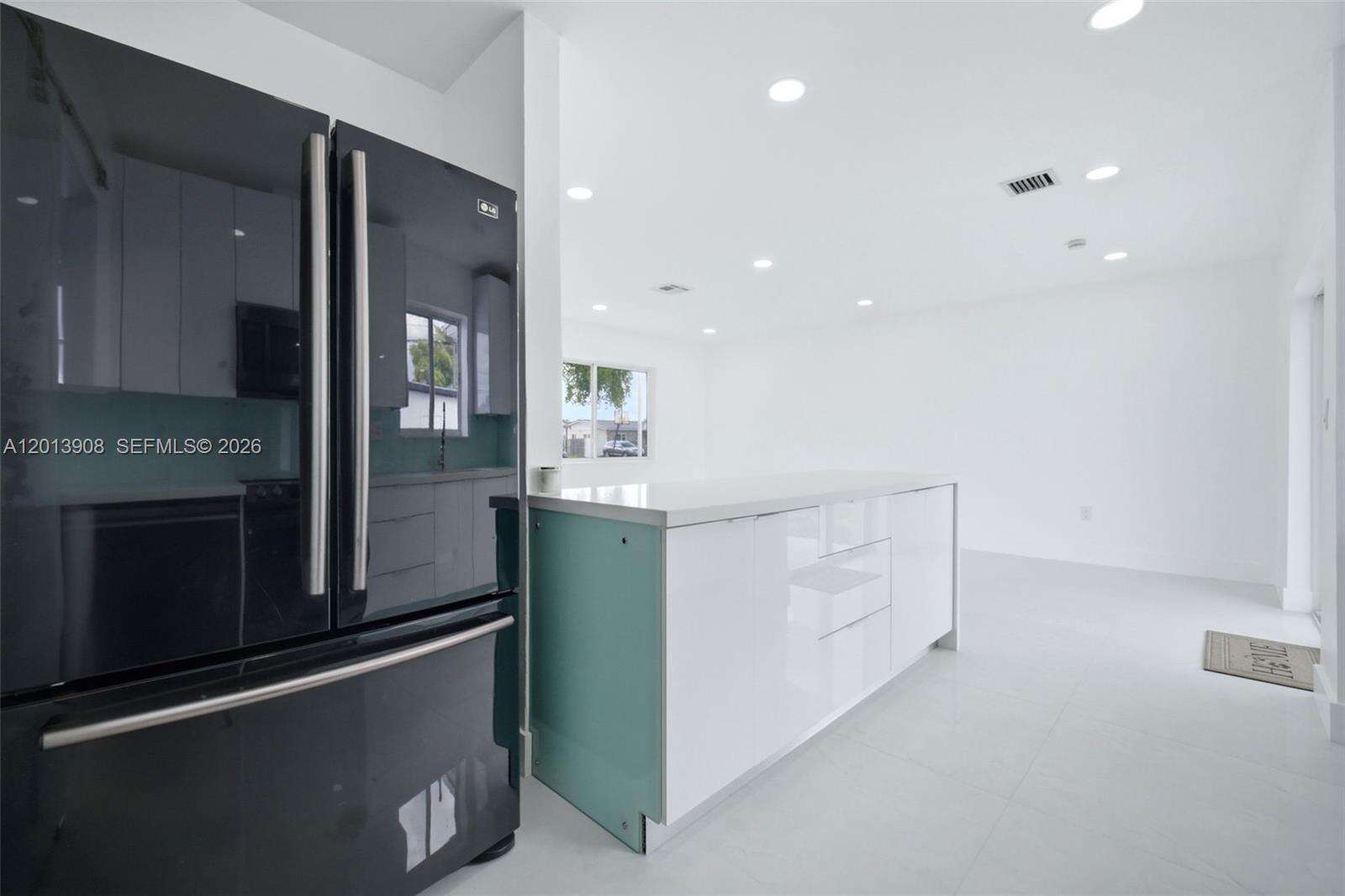 321 69th Ave, Hollywood, FL 33024 - For Sale photo 15