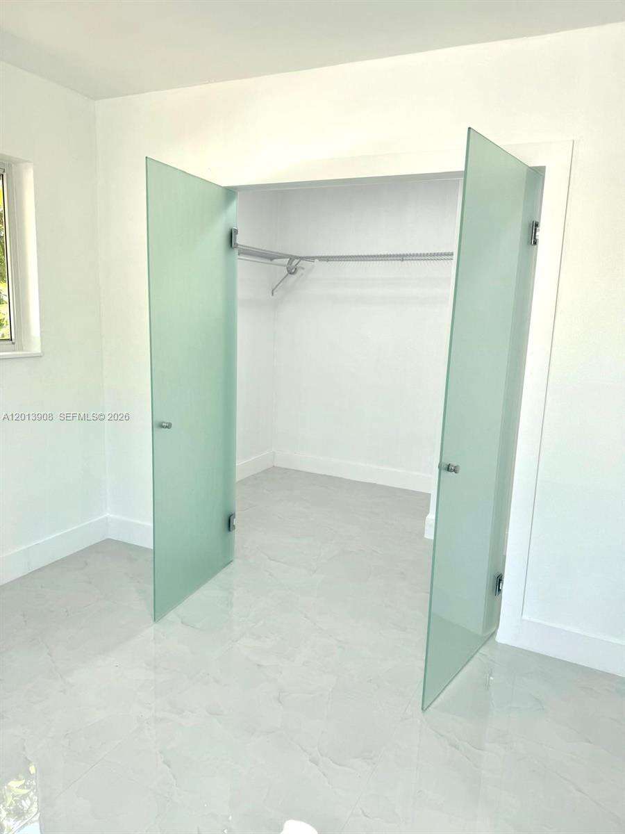 321 69th Ave, Hollywood, FL 33024 - For Sale photo 18