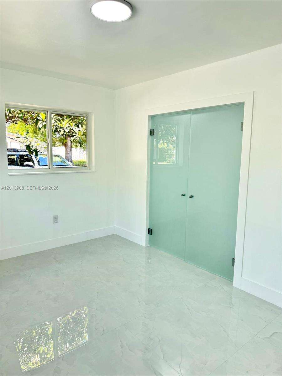321 69th Ave, Hollywood, FL 33024 - For Sale photo 20