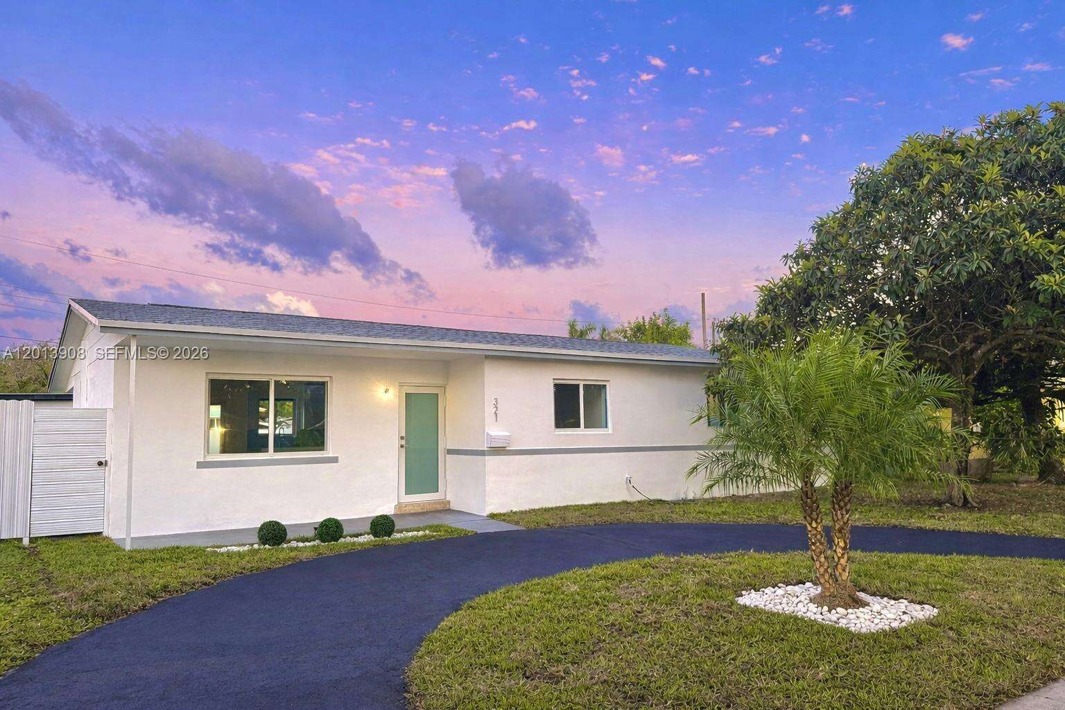 321 69th Ave, Hollywood, FL 33024 - For Sale photo 3