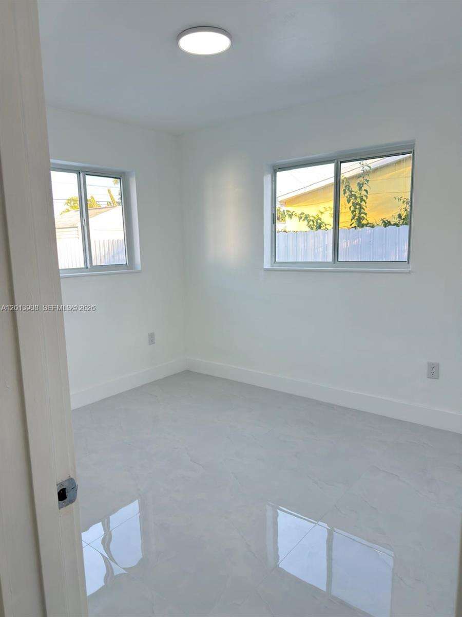 321 69th Ave, Hollywood, FL 33024 - For Sale photo 23
