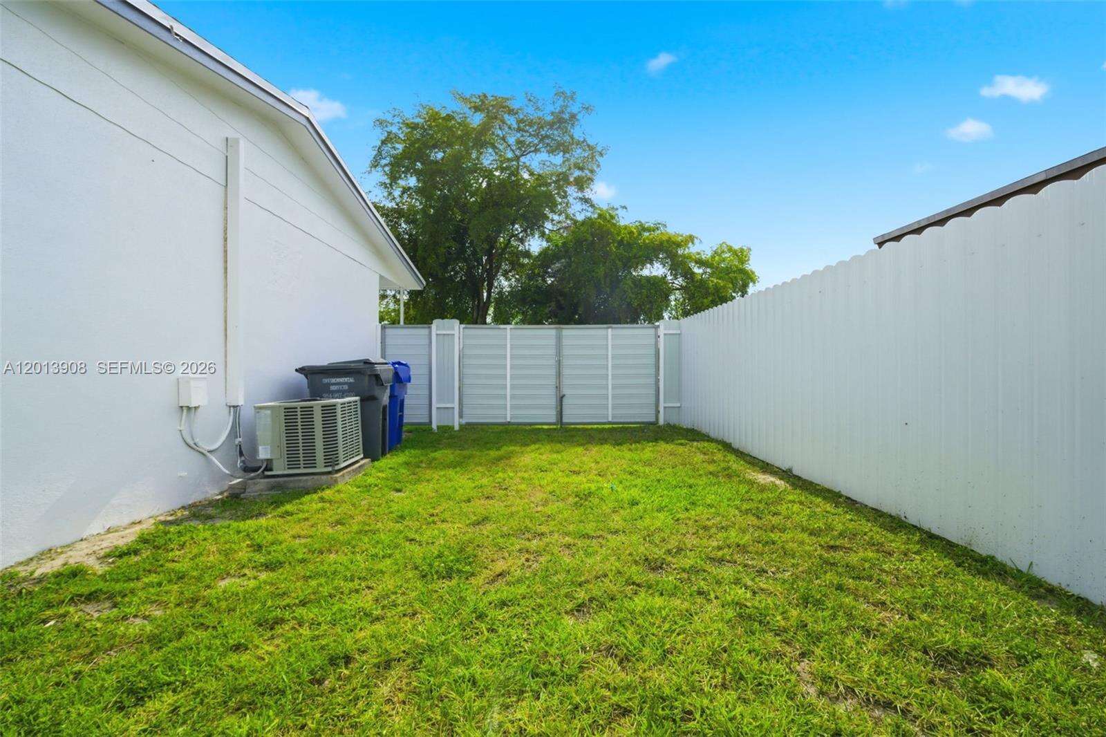 321 69th Ave, Hollywood, FL 33024 - For Sale photo 52