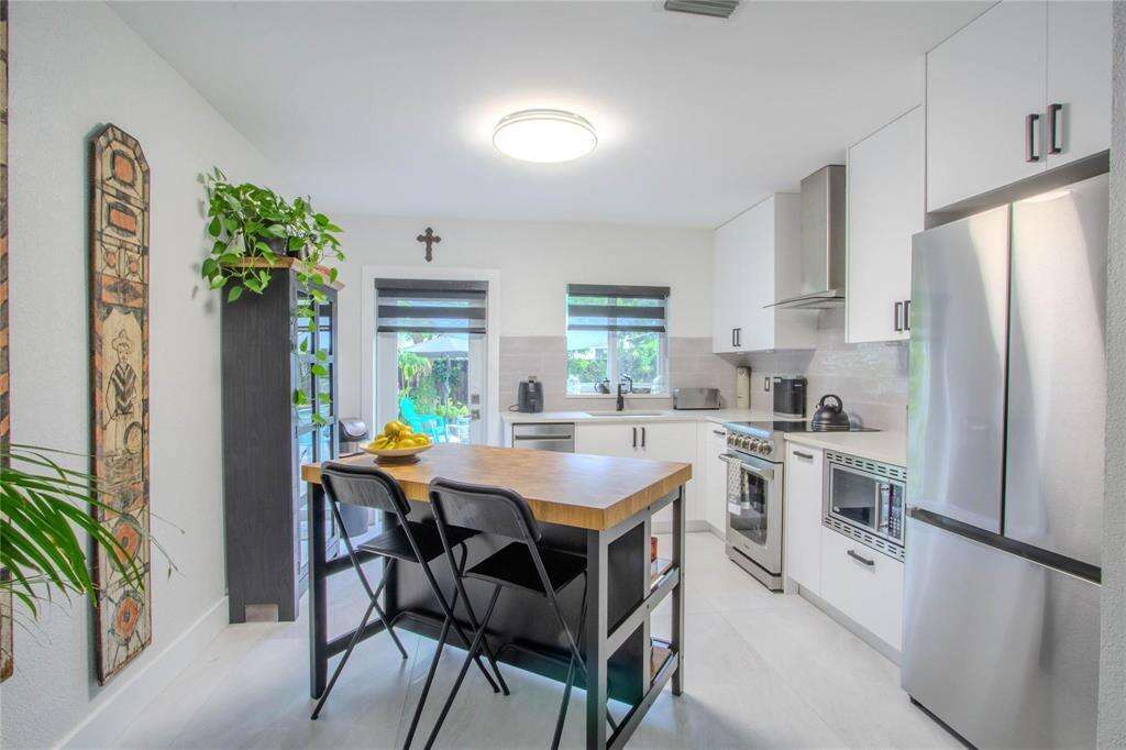 1032 15th Ter, Fort Lauderdale, FL 33312 | Picture 9