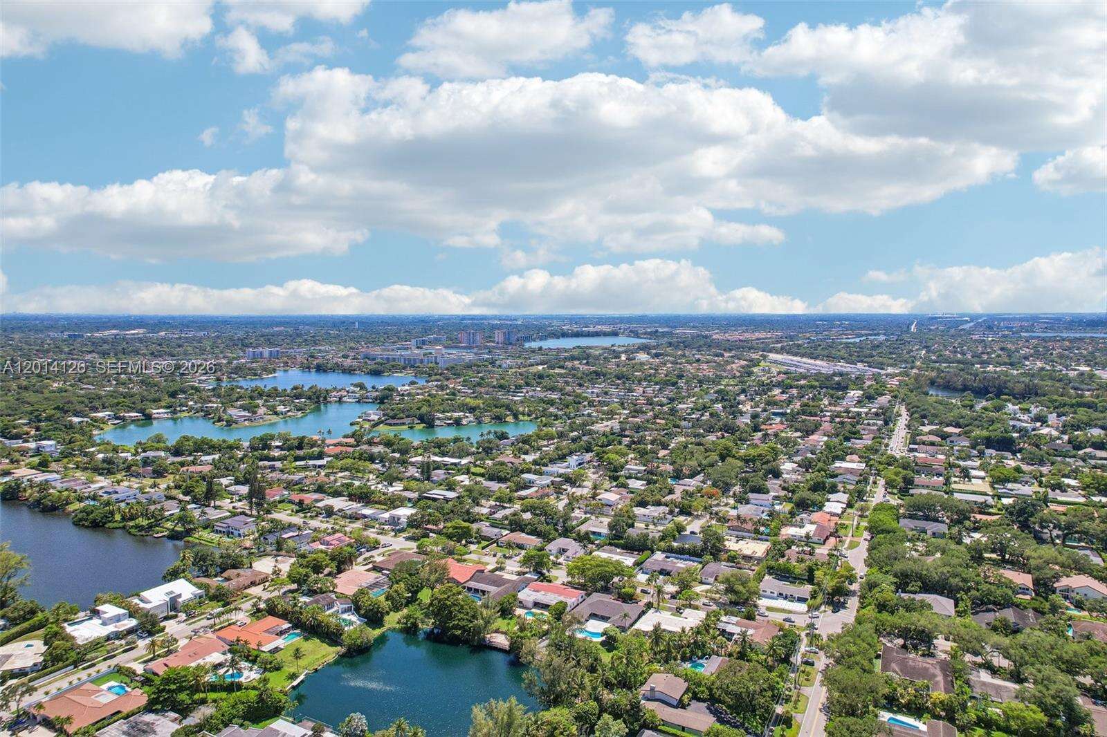 19805 22nd Ave, Miami, FL 33180 - For Sale photo 14