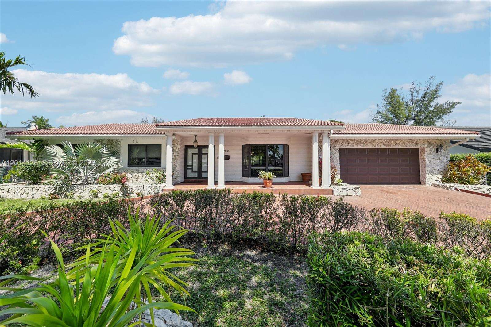19805 22nd Ave, Miami, FL 33180 - For Sale photo 17
