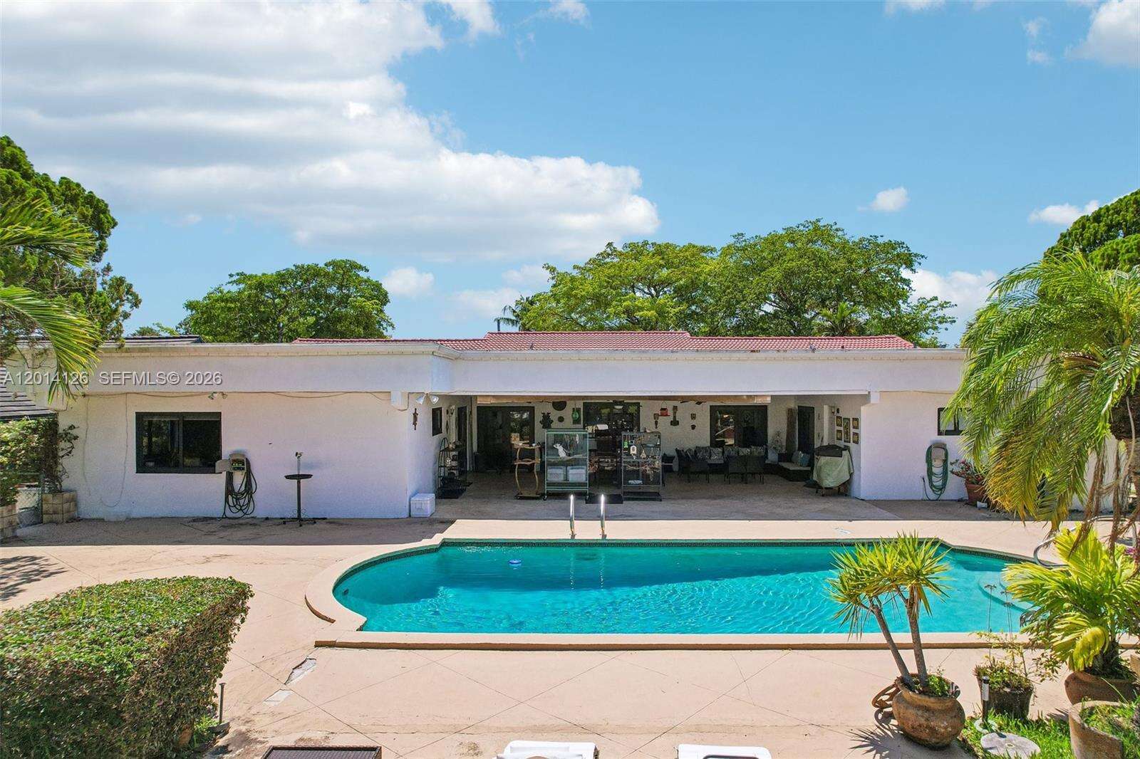 19805 22nd Ave, Miami, FL 33180 - For Sale photo 5