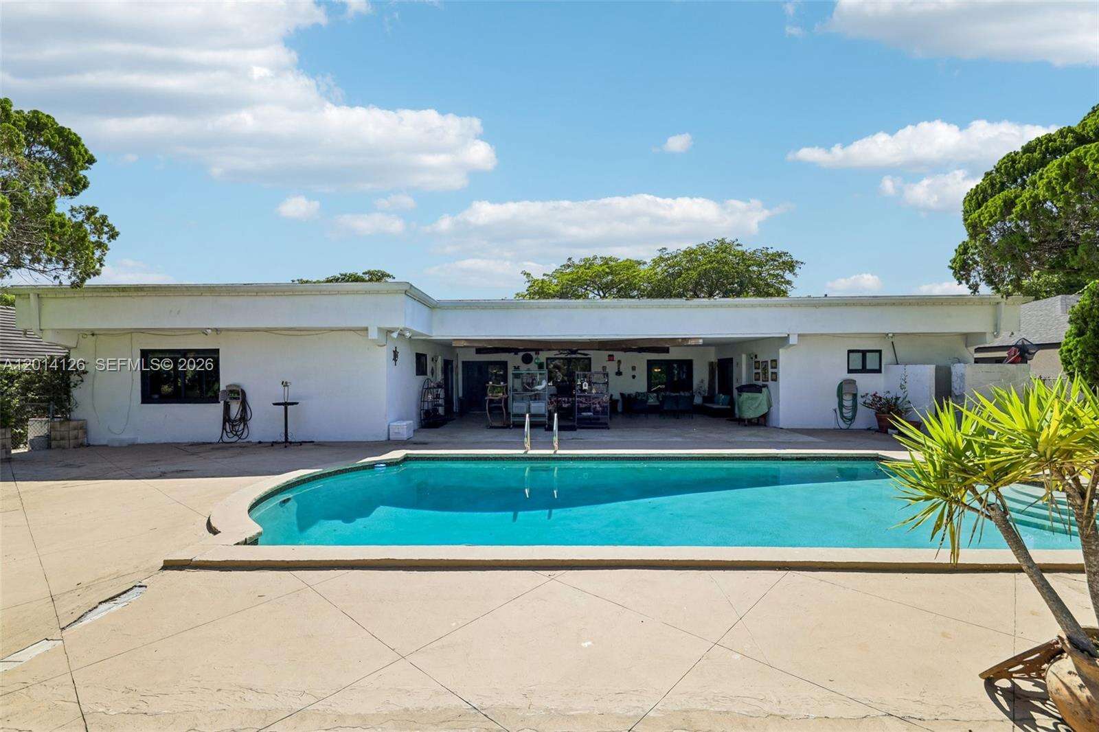 19805 22nd Ave, Miami, FL 33180 - For Sale photo 48