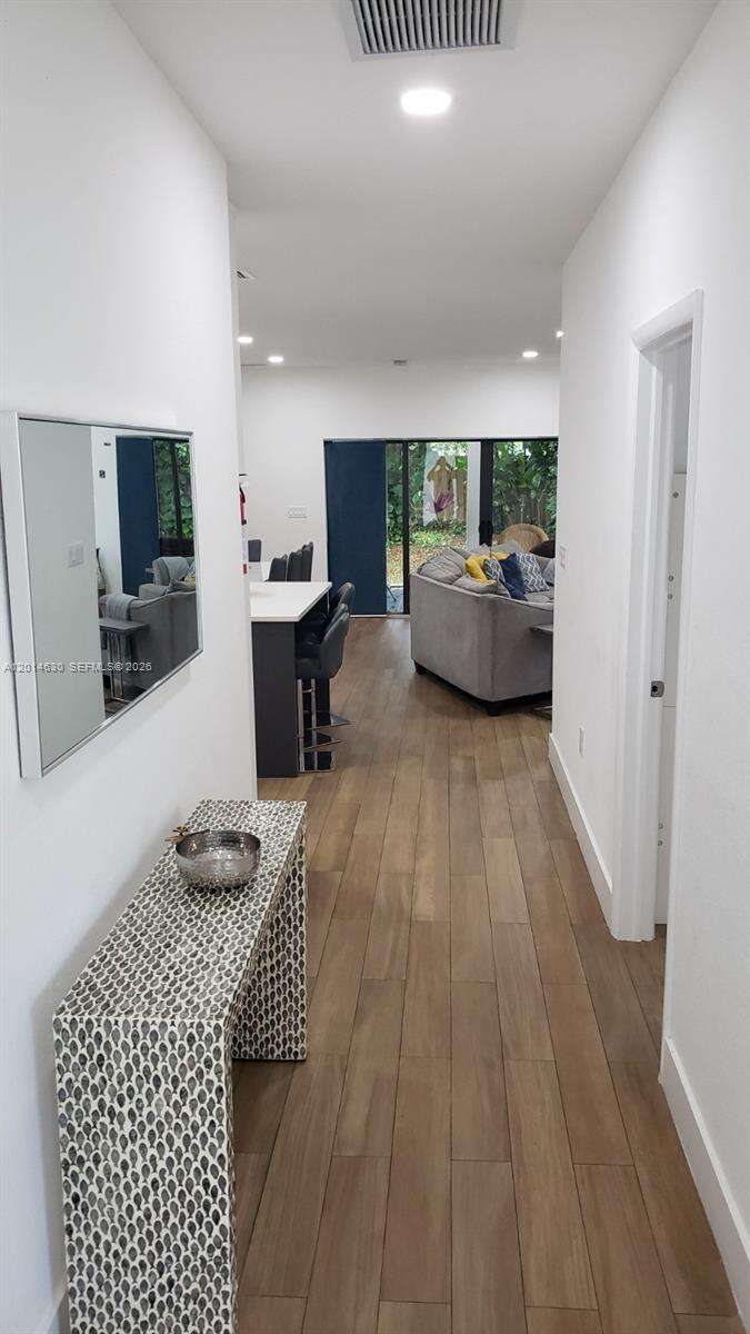 613 10th St, Hallandale Beach, FL 33009 - For Sale photo 17