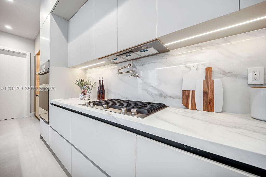 904 17th Ter, Fort Lauderdale, FL 33304 | Picture 13
