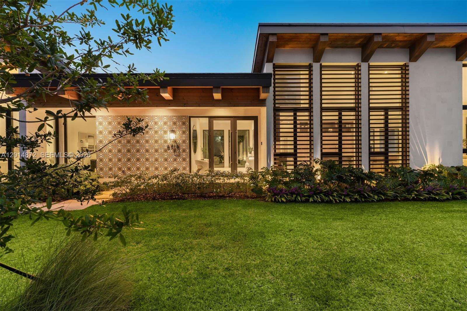 6716 San Vicente St, Coral Gables, FL 33146 - For Sale photo 2