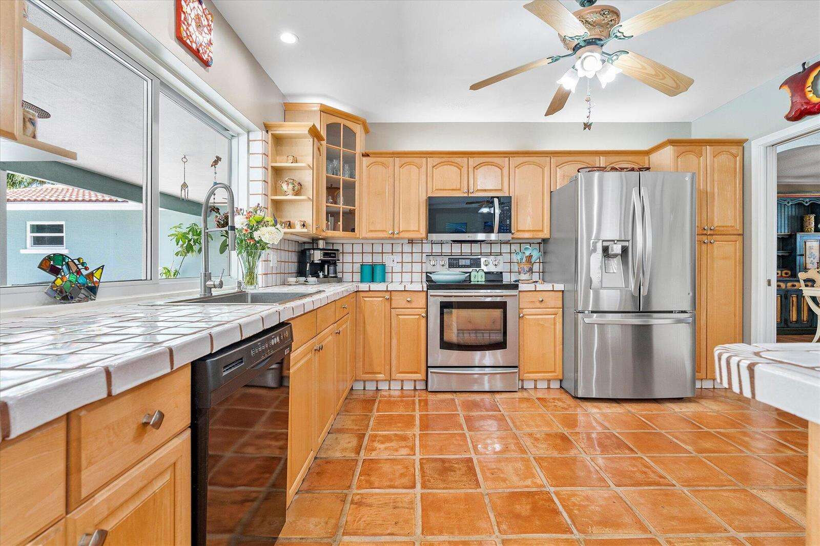 5101 36th, Hollywood, FL 33021 - For Sale photo 16