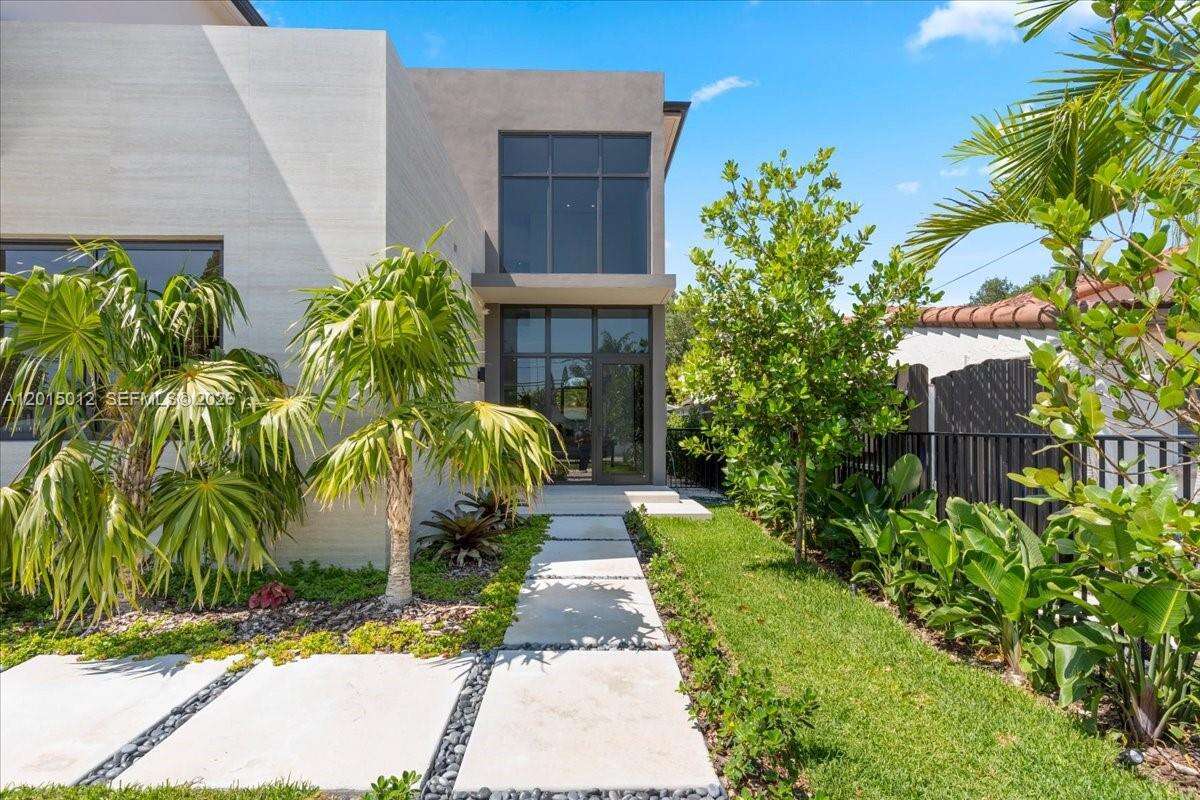 2175 25th St, Miami, FL 33133 - For Sale photo 1