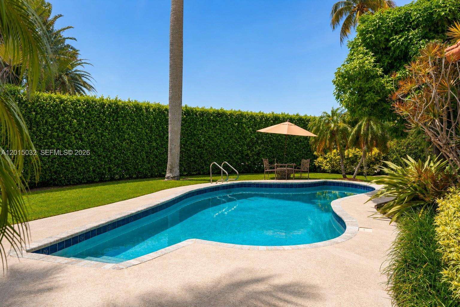 363 Hibiscus Dr, Miami Beach, FL 33139 | Picture 2