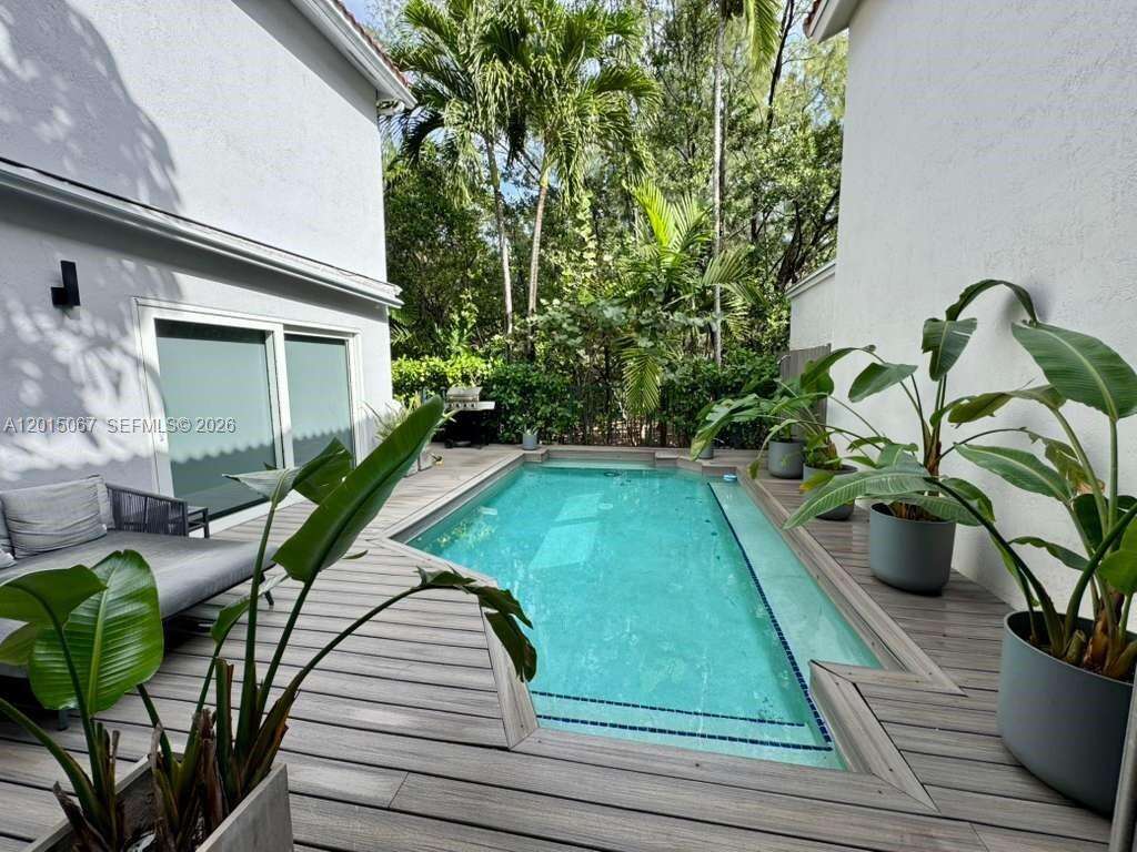 935 Weeping Willow Way, Hollywood, FL 33019 | Picture 22