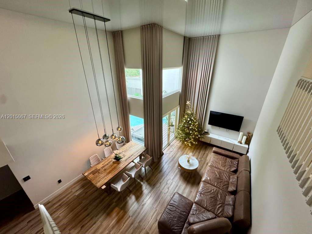 935 Weeping Willow Way, Hollywood, FL 33019 | Picture 7