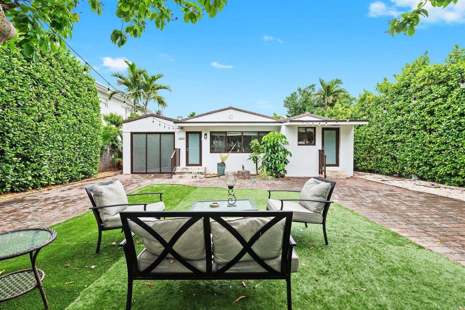 2183 Bay, Miami Beach, FL 33141 - For Sale photo 8