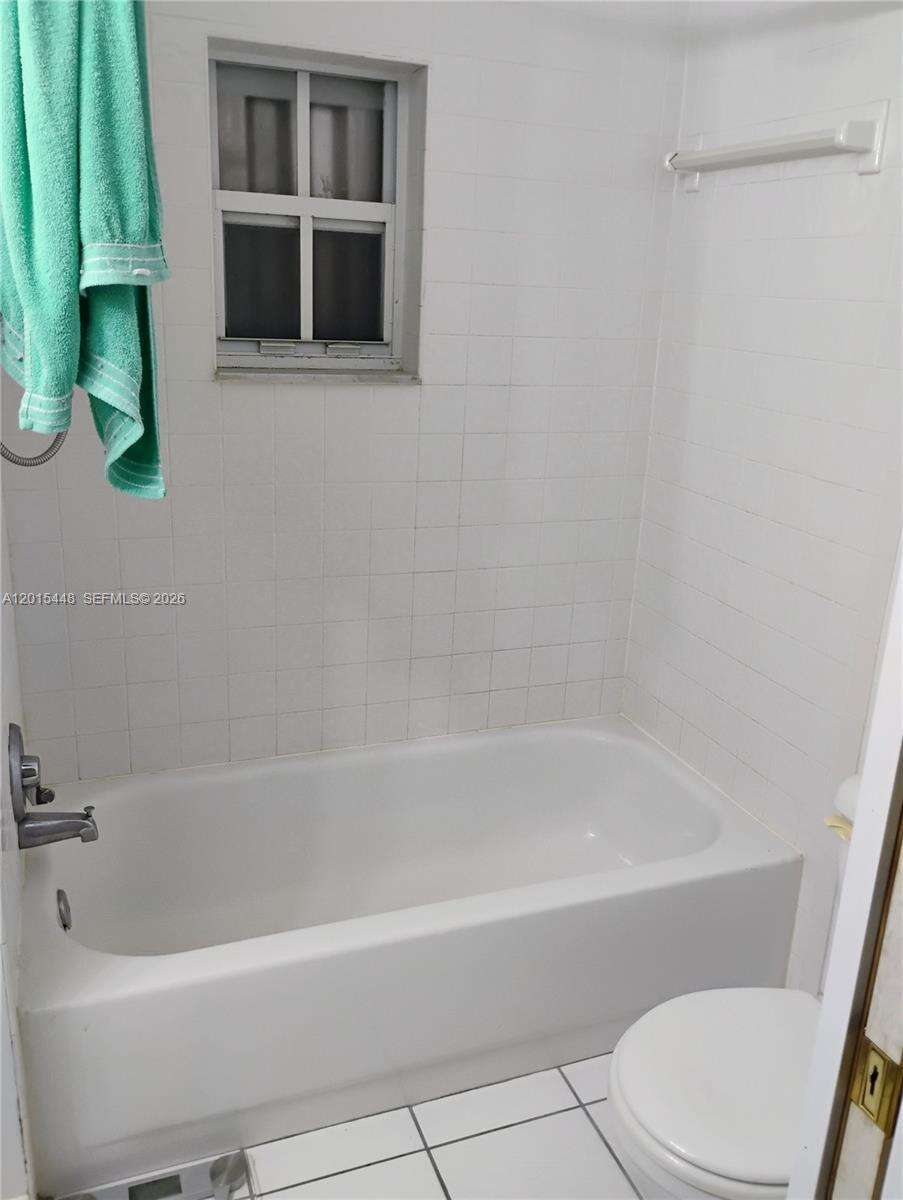 5832 Polk St, Hollywood, FL 33021 | Picture 46