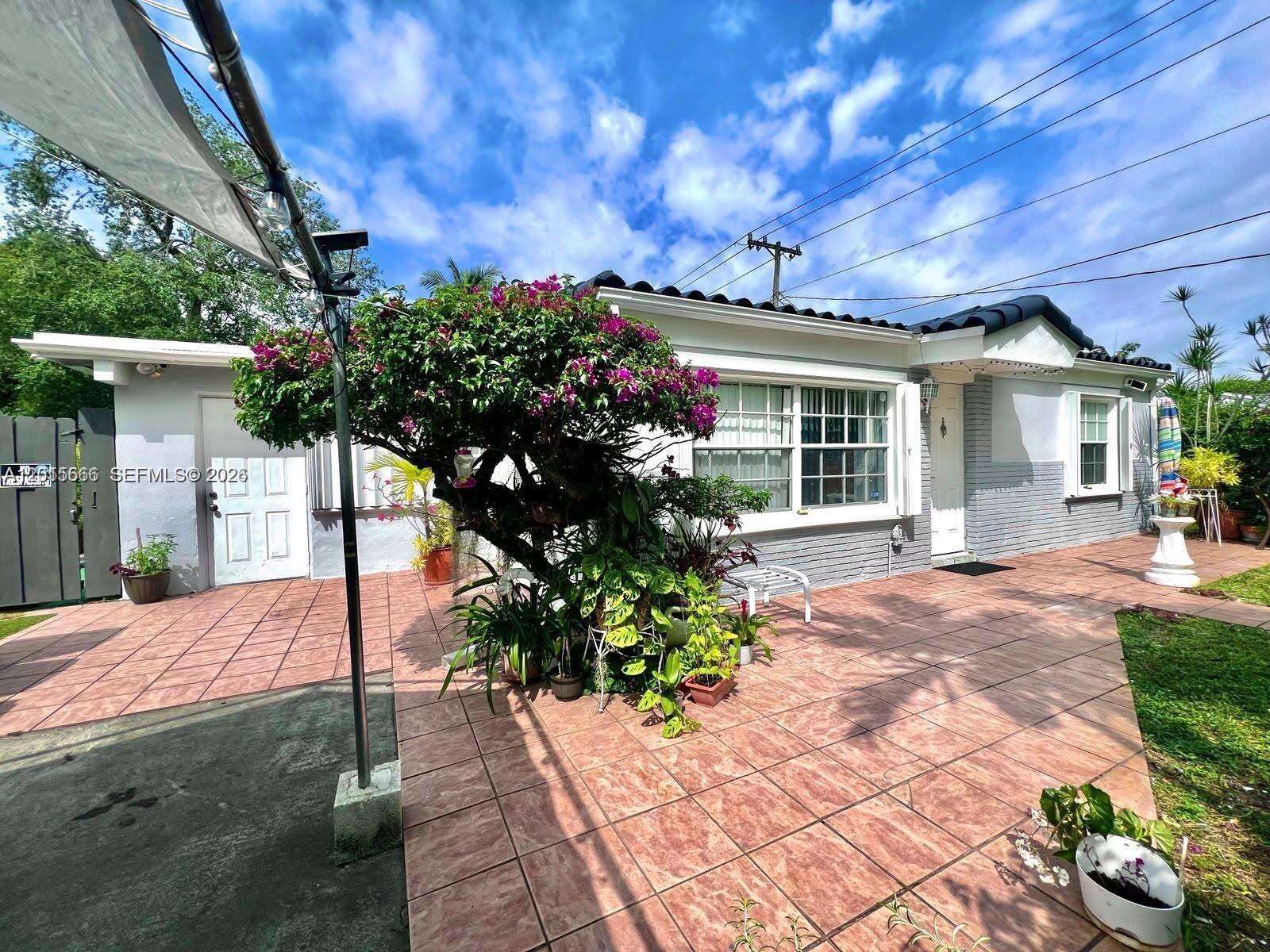 1465 28th Way, Fort Lauderdale, FL 33312 - For Sale photo 2