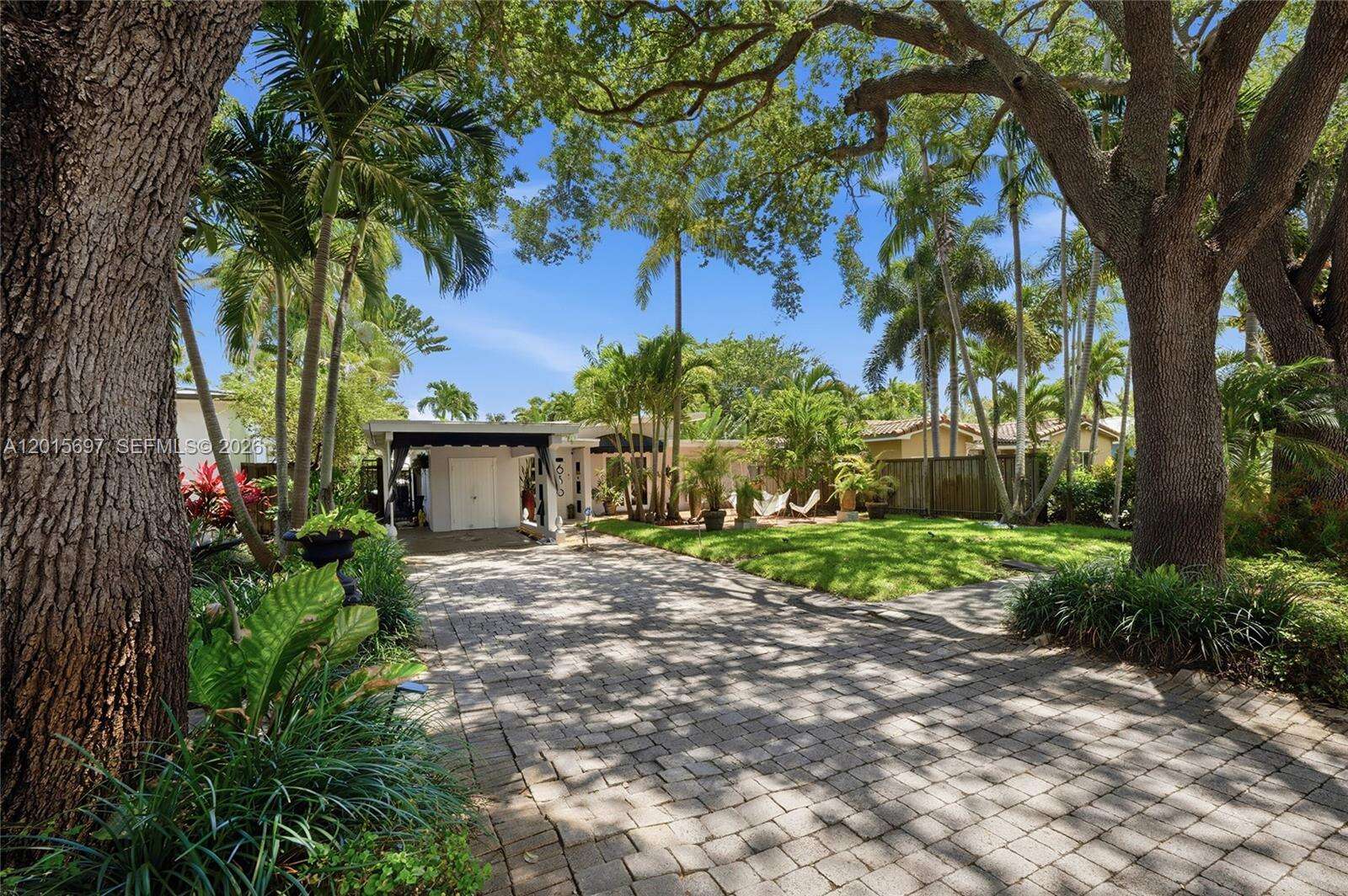 636 17th Ter, Fort Lauderdale, FL 33304 | Picture 1