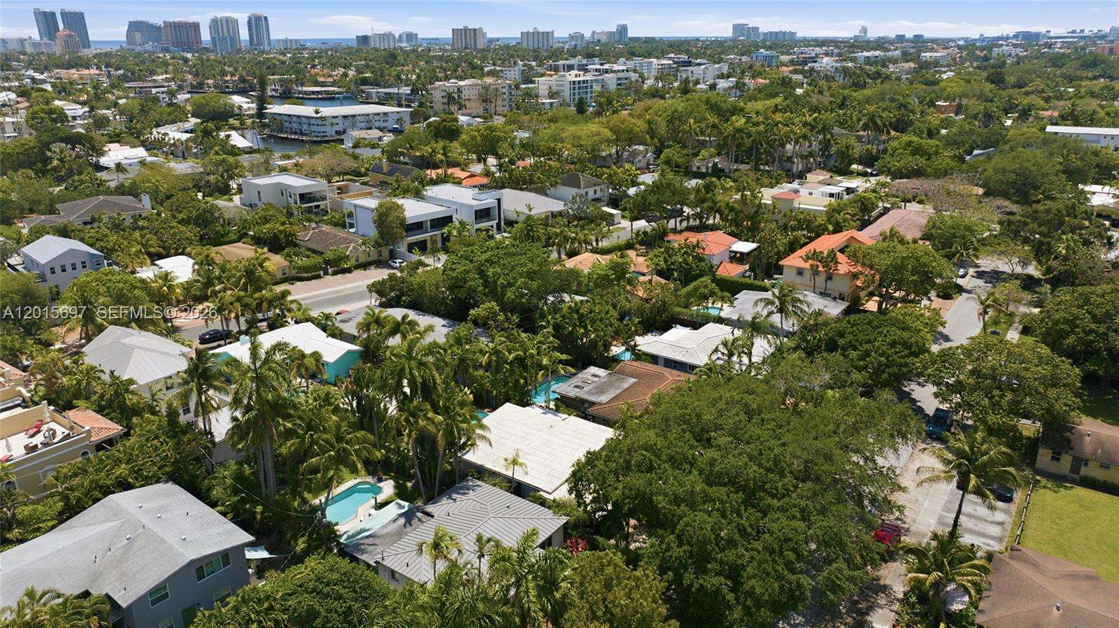 636 17th Ter, Fort Lauderdale, FL 33304 | Picture 43